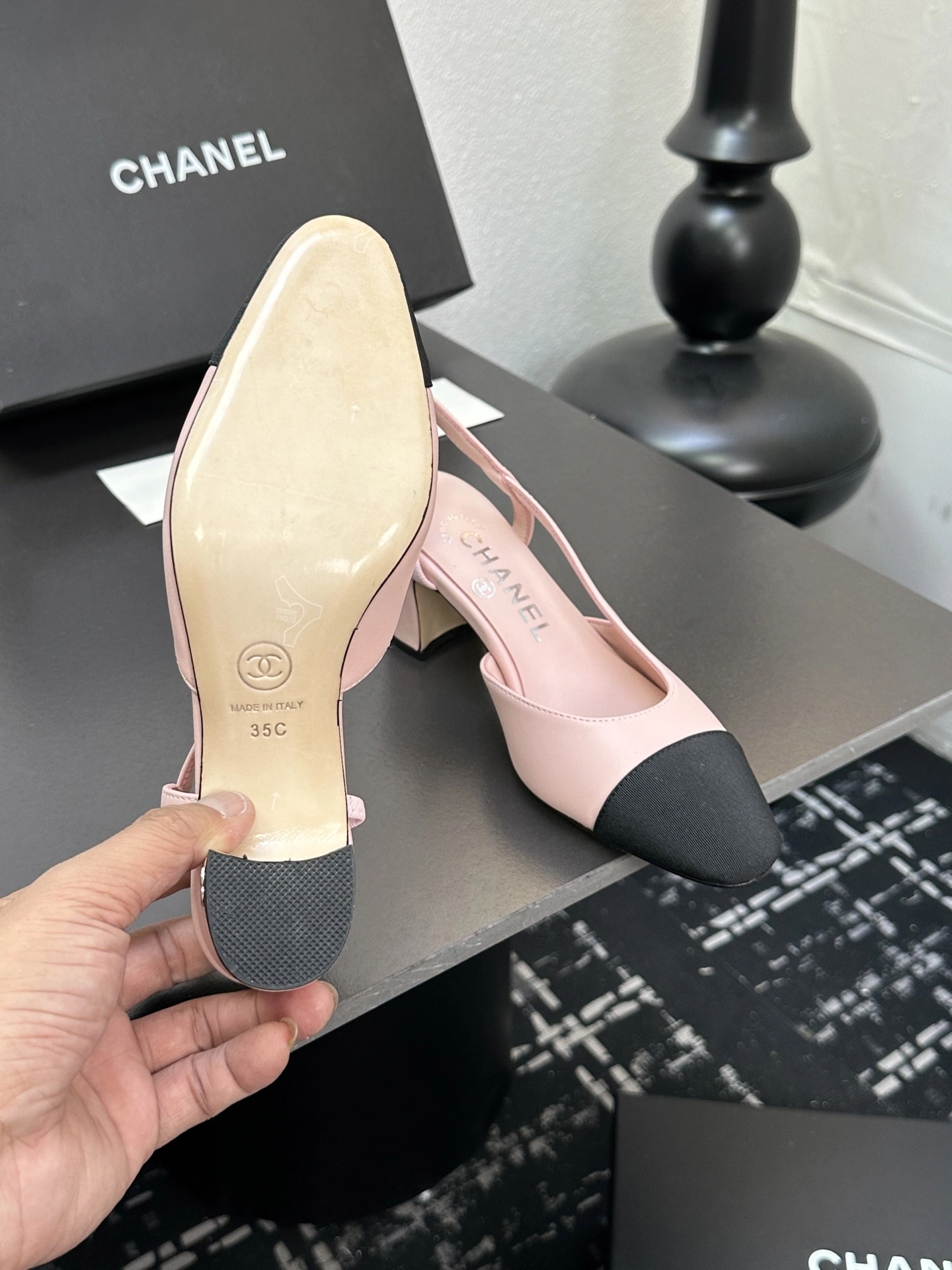 TH-- 3h1958 G31318-X01000-U3334 Heel height：6.5cm item:ET-X000I2307